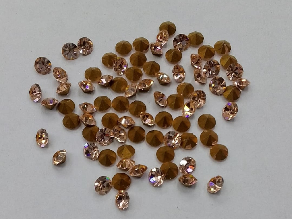 Light Rose Pink Glass Stone