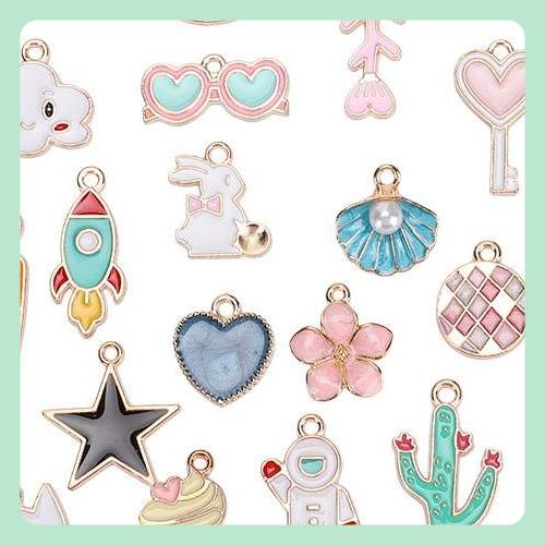 Pendants & Charms