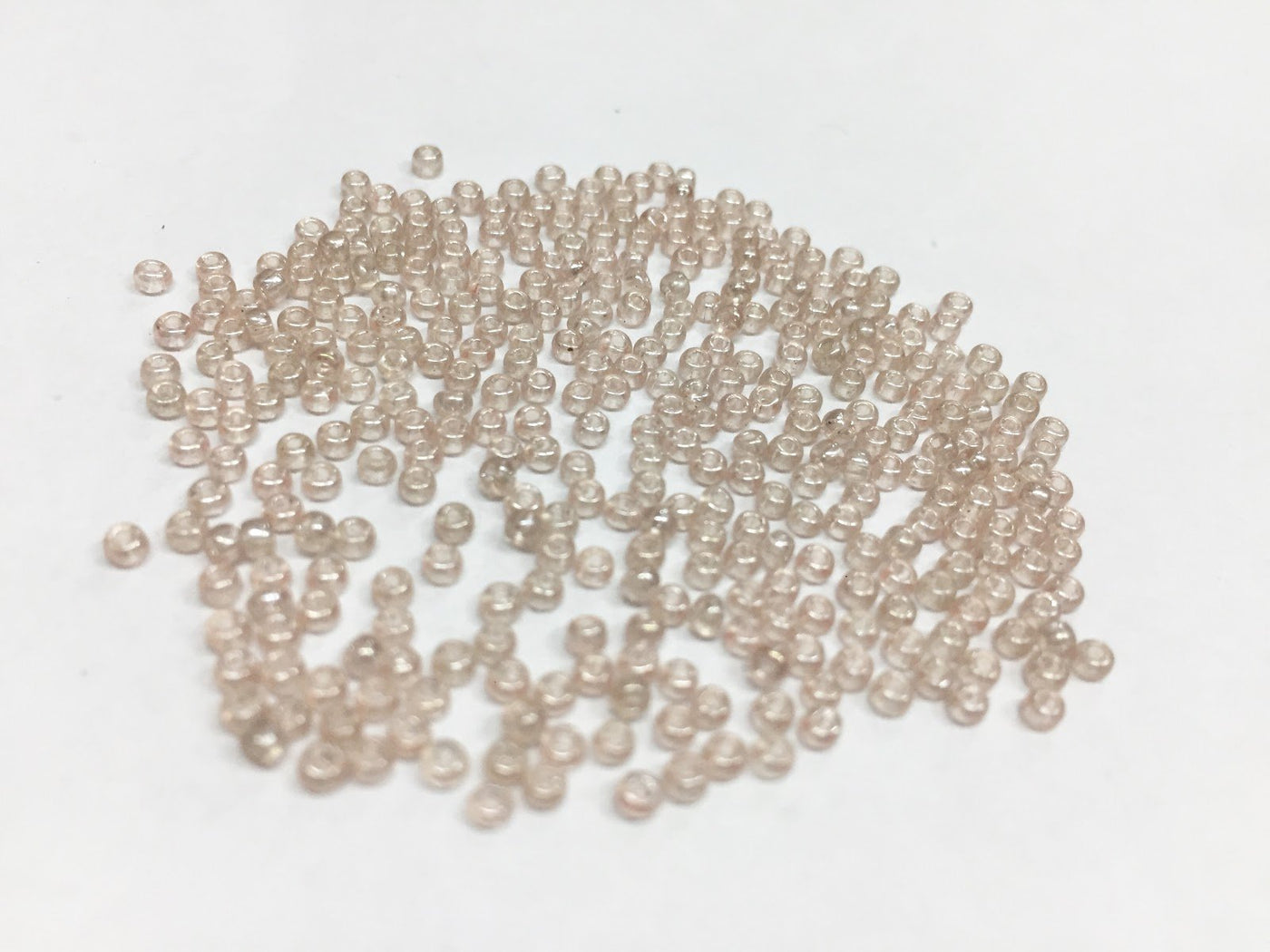 premium-peach-transparent-lustre-round-rocaille-glass-seed-beads-11-0