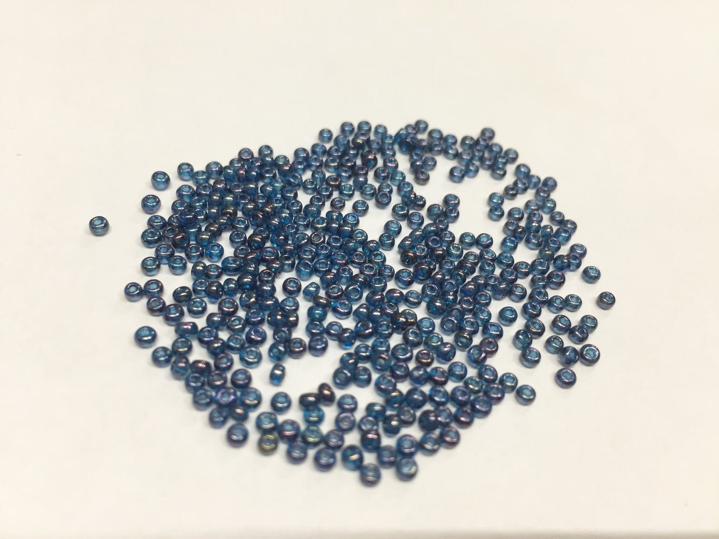 premium-blue-transparent-lustre-round-rocaille-glass-beads-11-0