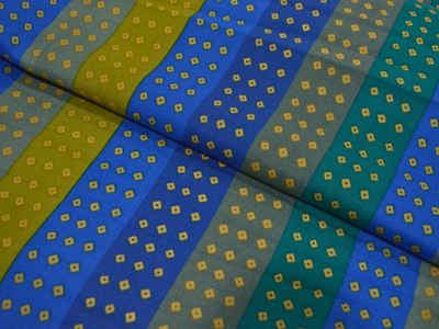 Multicolor Diamond Printed Semi Pashimna Woolen Fabric