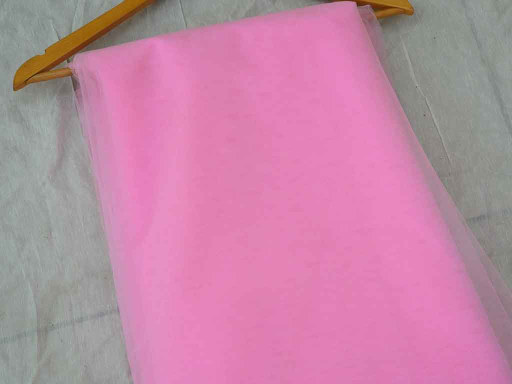गुलाबी सादा नेट कपड़ा