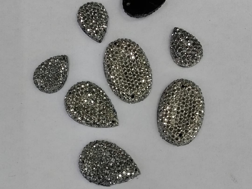 Silver Designer 2 Hole Mix Plastic Stones