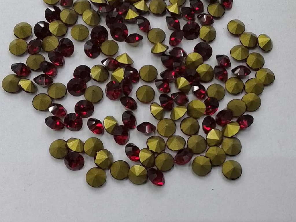 Maroon Glass Stone