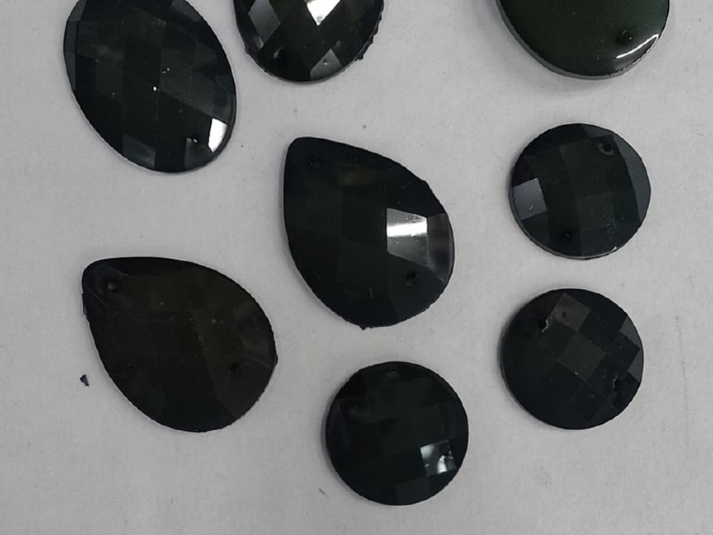 Black Faceted Mix Shape 2 Hole Plastic Stone