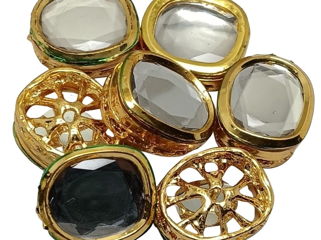 White Circuler Metal Kundan Stones