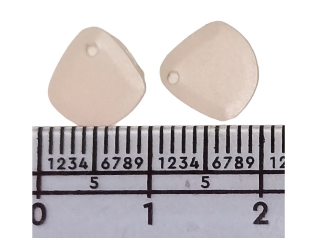 Light Peach Shell One Hole Plastic Sequins