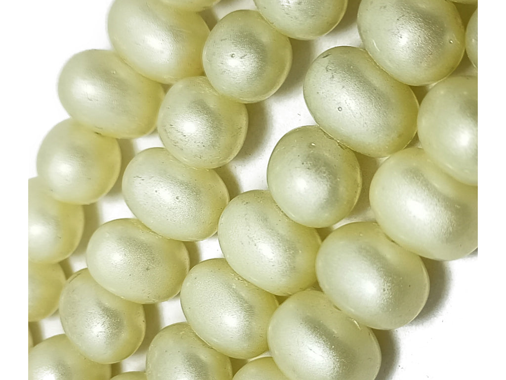 Shiny Cream Oval Glass Pearl Beads