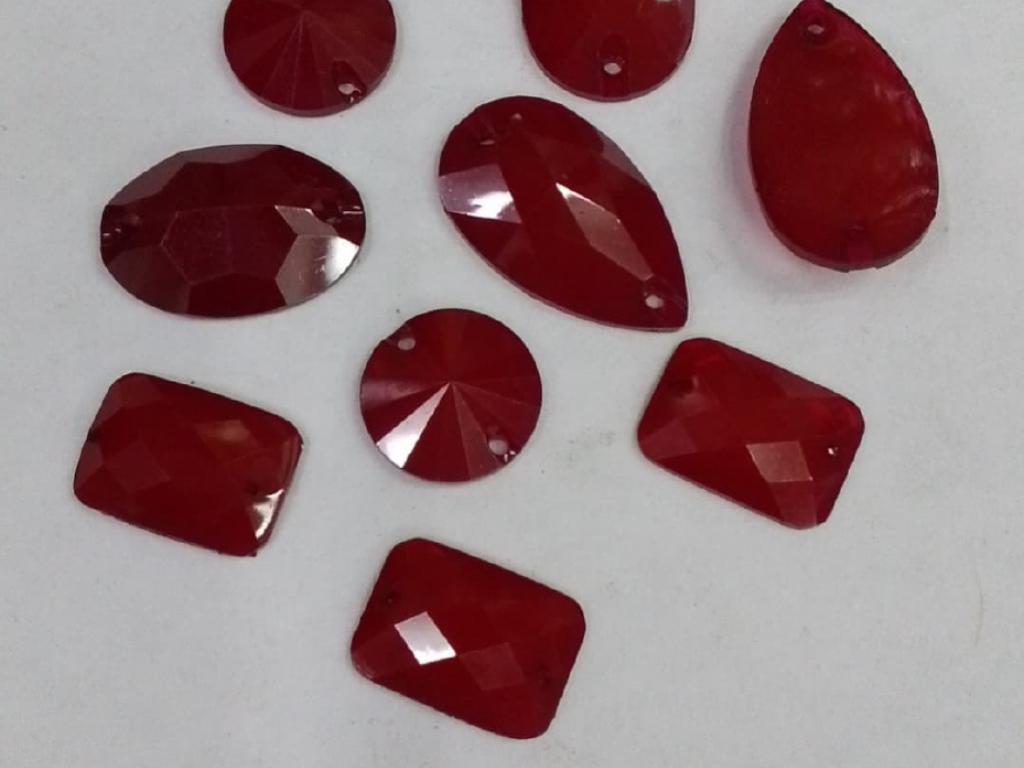 Maroon Faceted Mix Shape 2 Hole Plastic Stone