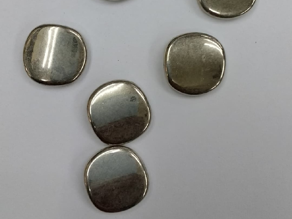 Silver Flat Circular Plastic Stones