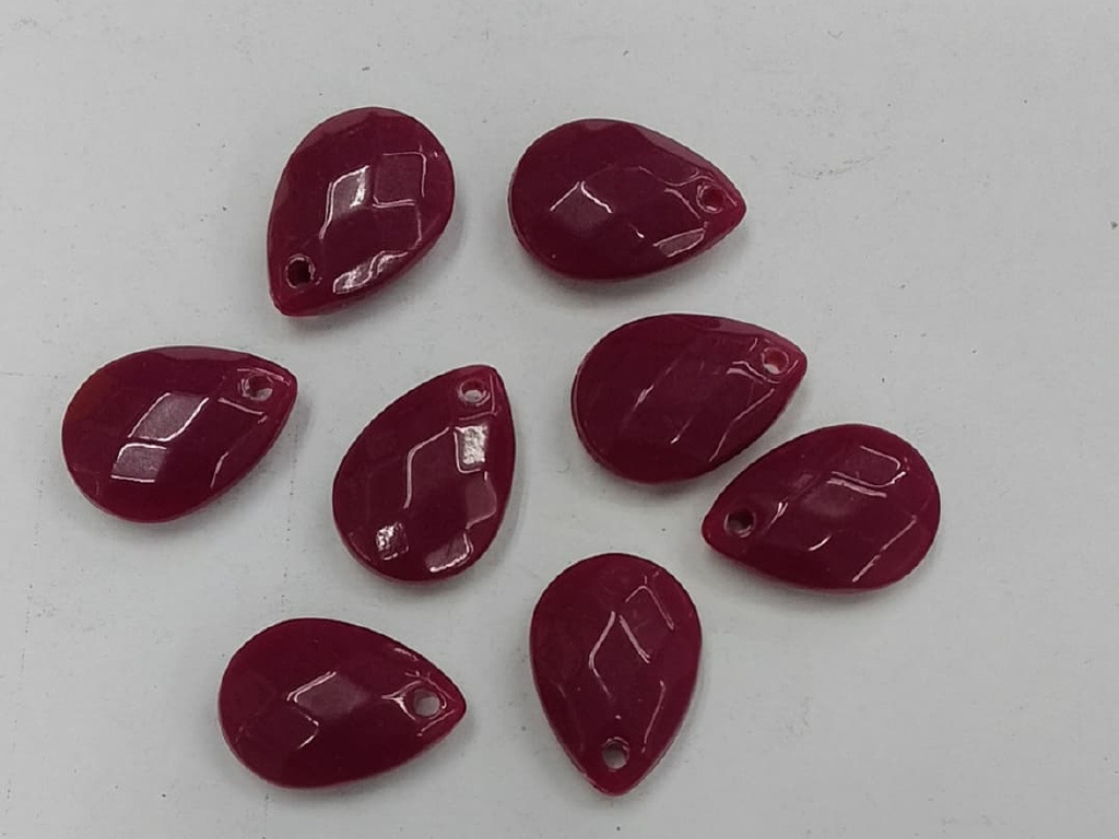 Maroon Drop Plastic Stones