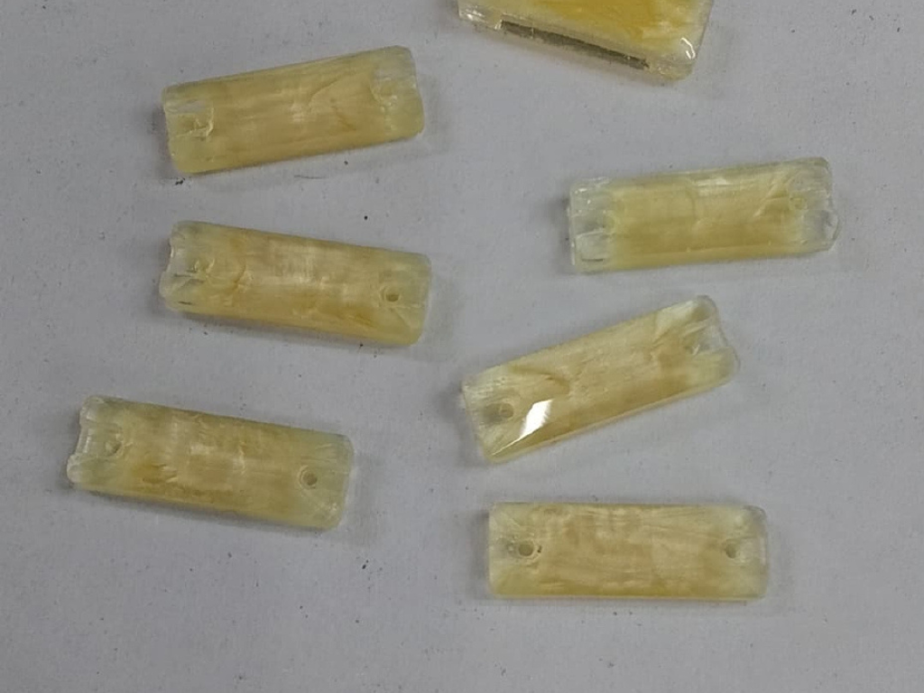 Light Yellow Rectangular Stick 2 Hole Glass Stones