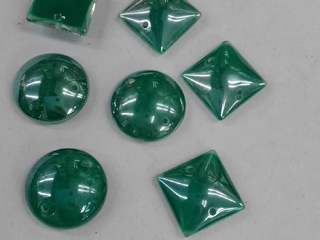 Green Assorted 2 Hole Glass Stones