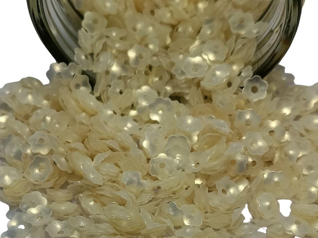 Cream Flower One Hole Plastic Sequins