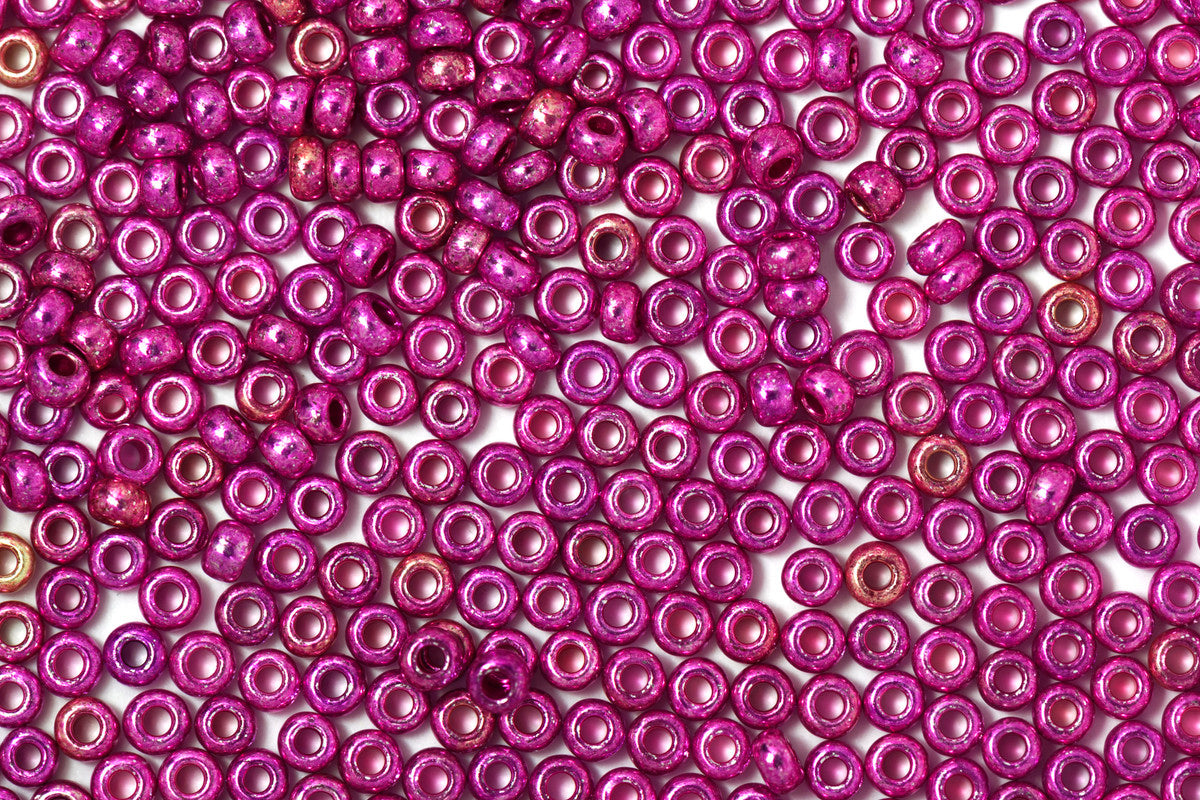 Helitrope Purple Preciosa Metallic Seeds Beads