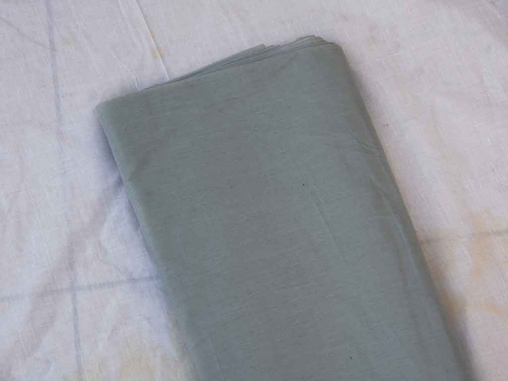 स्टील सिल्वर प्लेन ग्लेज्ड कॉटन फ़ैब्रिक (थोक)