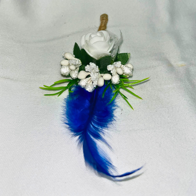 White Faux Feather Floral Brooch  ( Wholesale )