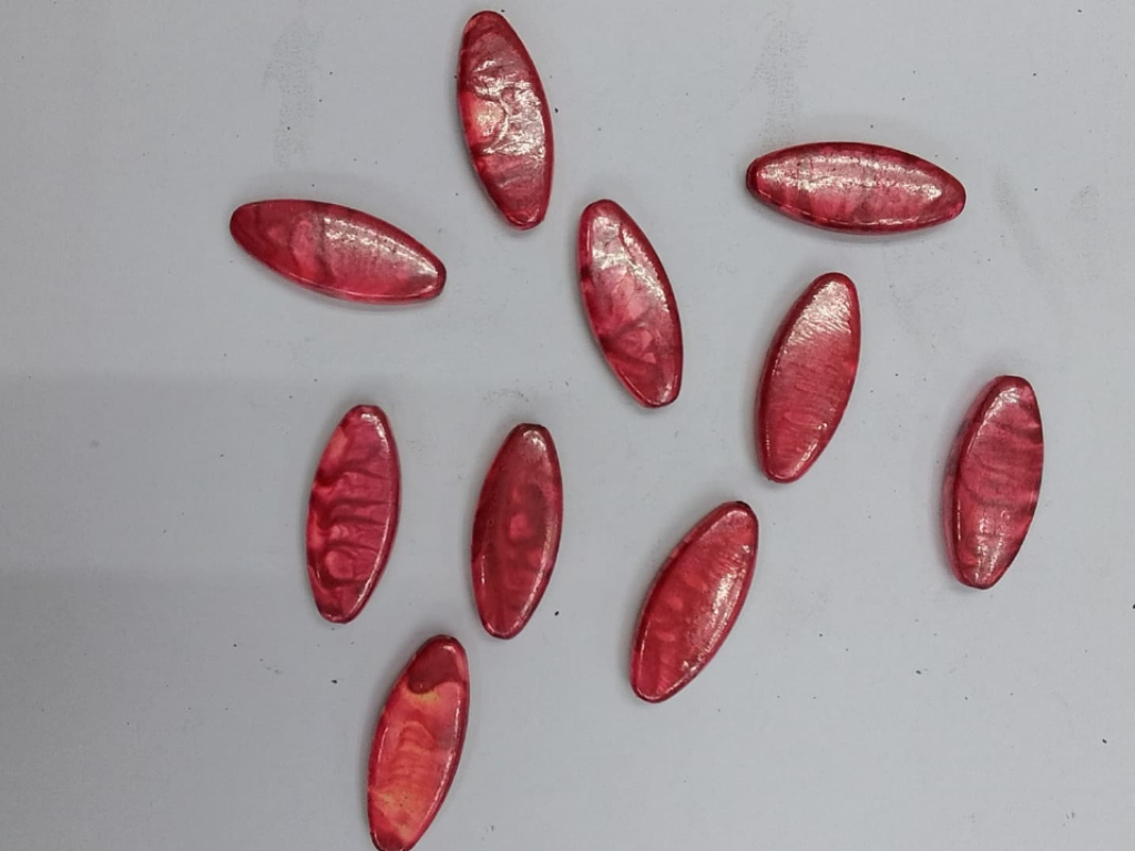 Red Oval Plastic Stones