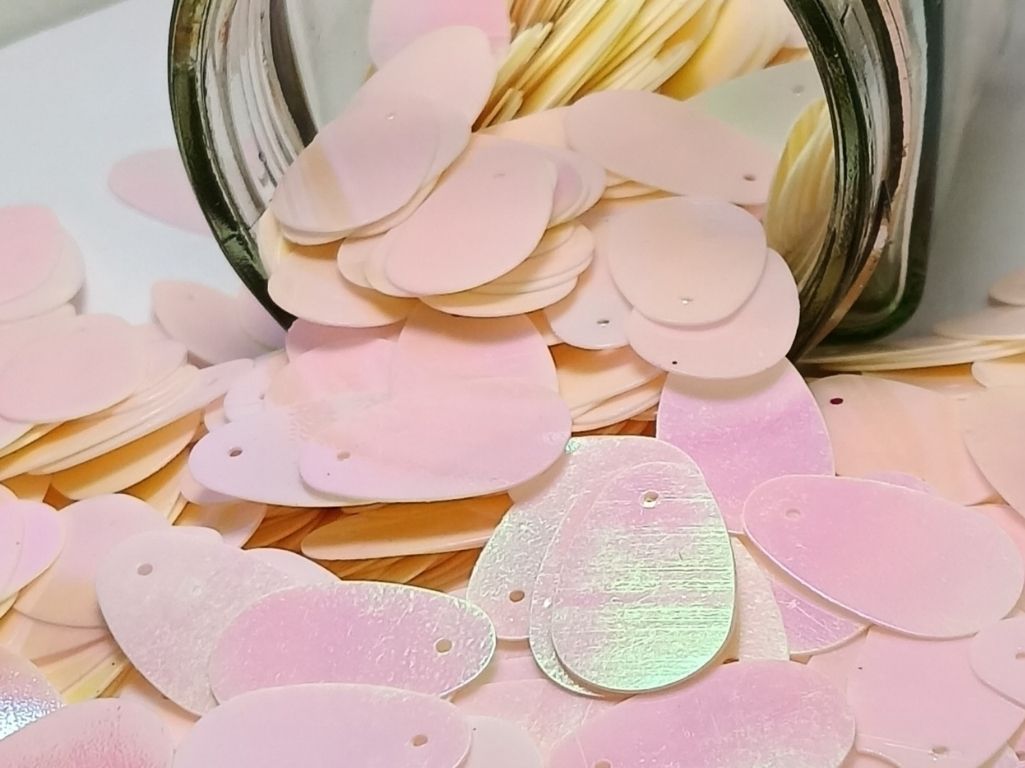 Baby Pink Circular One Hole Plastic Sequins