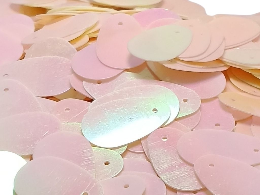 Baby Pink Circular One Hole Plastic Sequins