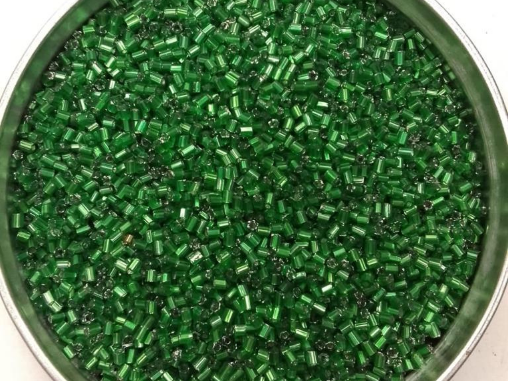 Green 2 Cut Glass Seed Beads- 2 mm