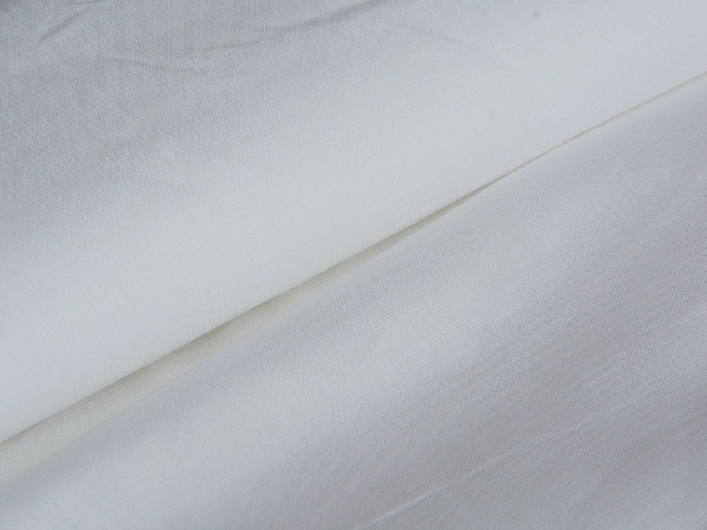 Pure White Dyeable 100% Pure Mul Mul Light Weight Cotton Fabric