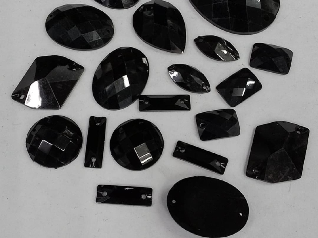 Black Faceted 2 Hole Mix Plastic Stones