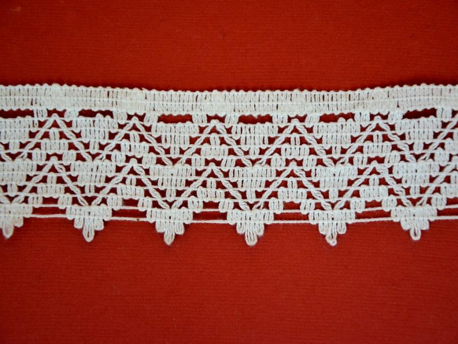 Off White Pattern L-80 Dyeable Cotton Crochet Lace