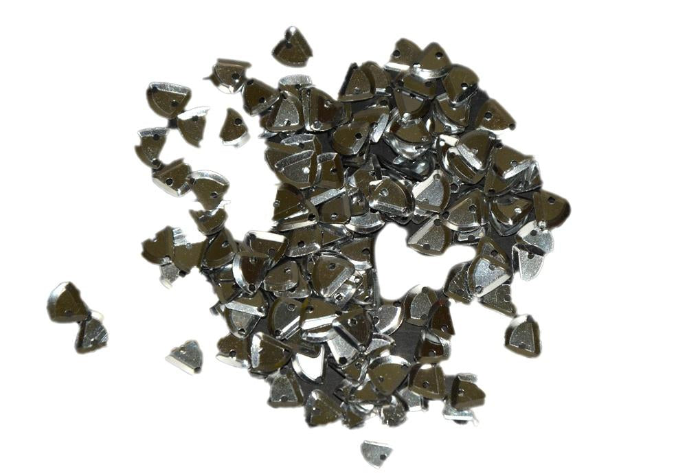 silver-triangular-2-hole-plastic-sequins