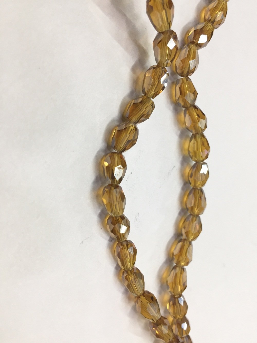 golden-transparent-drop-shaped-crystal-glass-beads