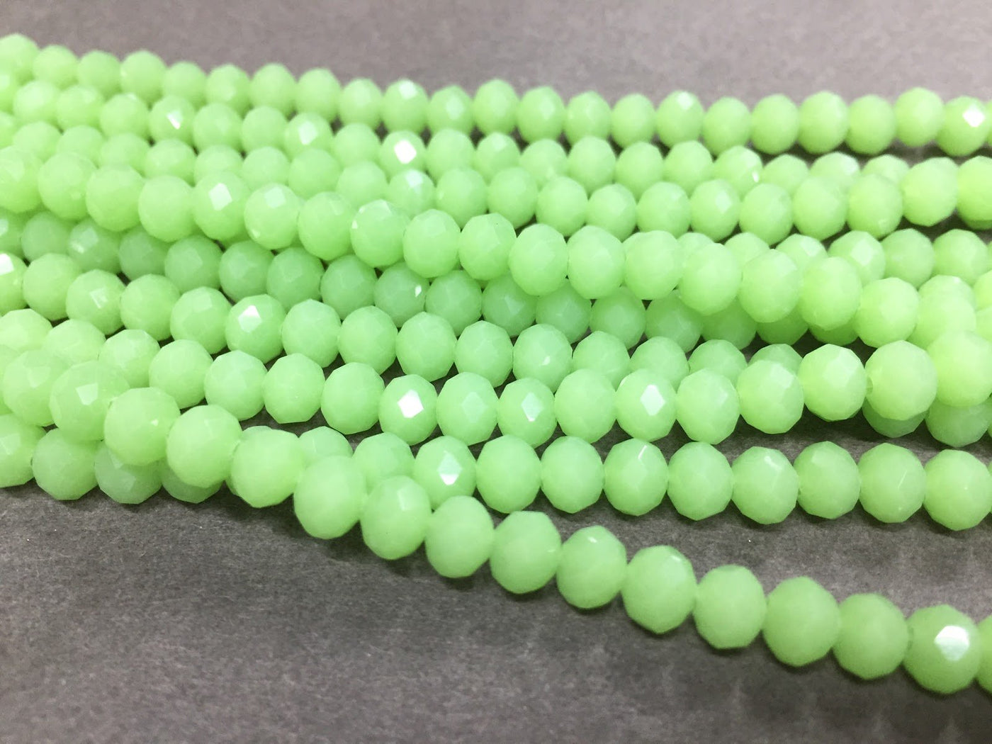 pista-green-opal-tyre-crystal-glass-beads