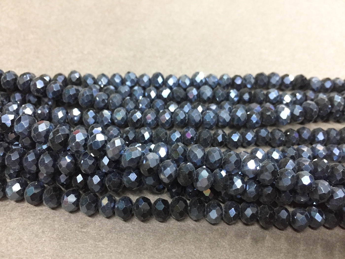 gunmetal-opaque-tyre-crystal-glass-beads