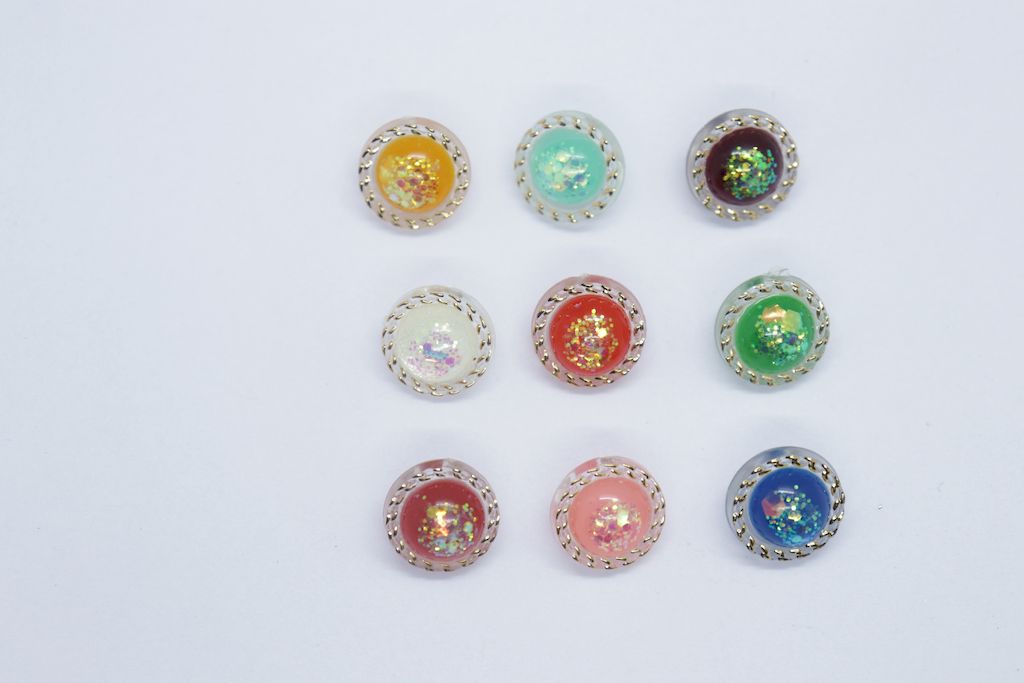 Multicolor Round Shaped Acrylic Buttons