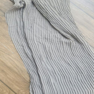 Precut Of 4 Meters Of Gray Stripes Crushed Georgette Fabric