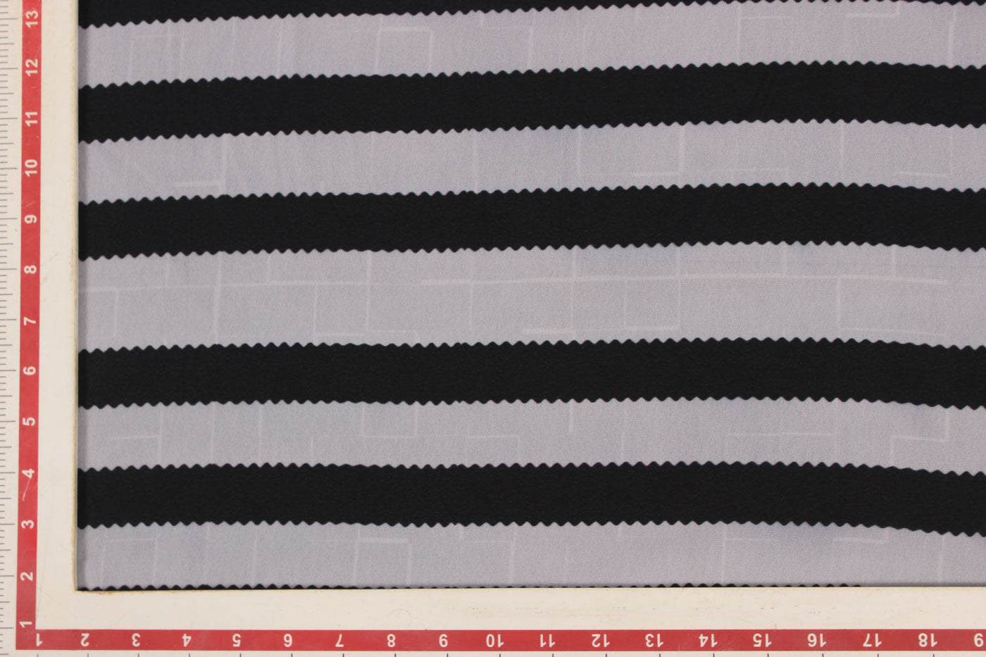 precut-1-metre-black-white-printed-georgette-fabric