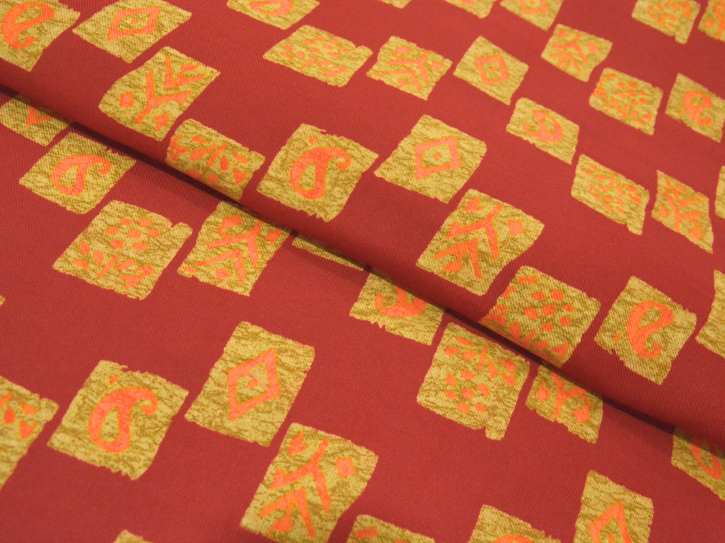 Red Traditional Printed Semi Pashimna Woolen Fabric