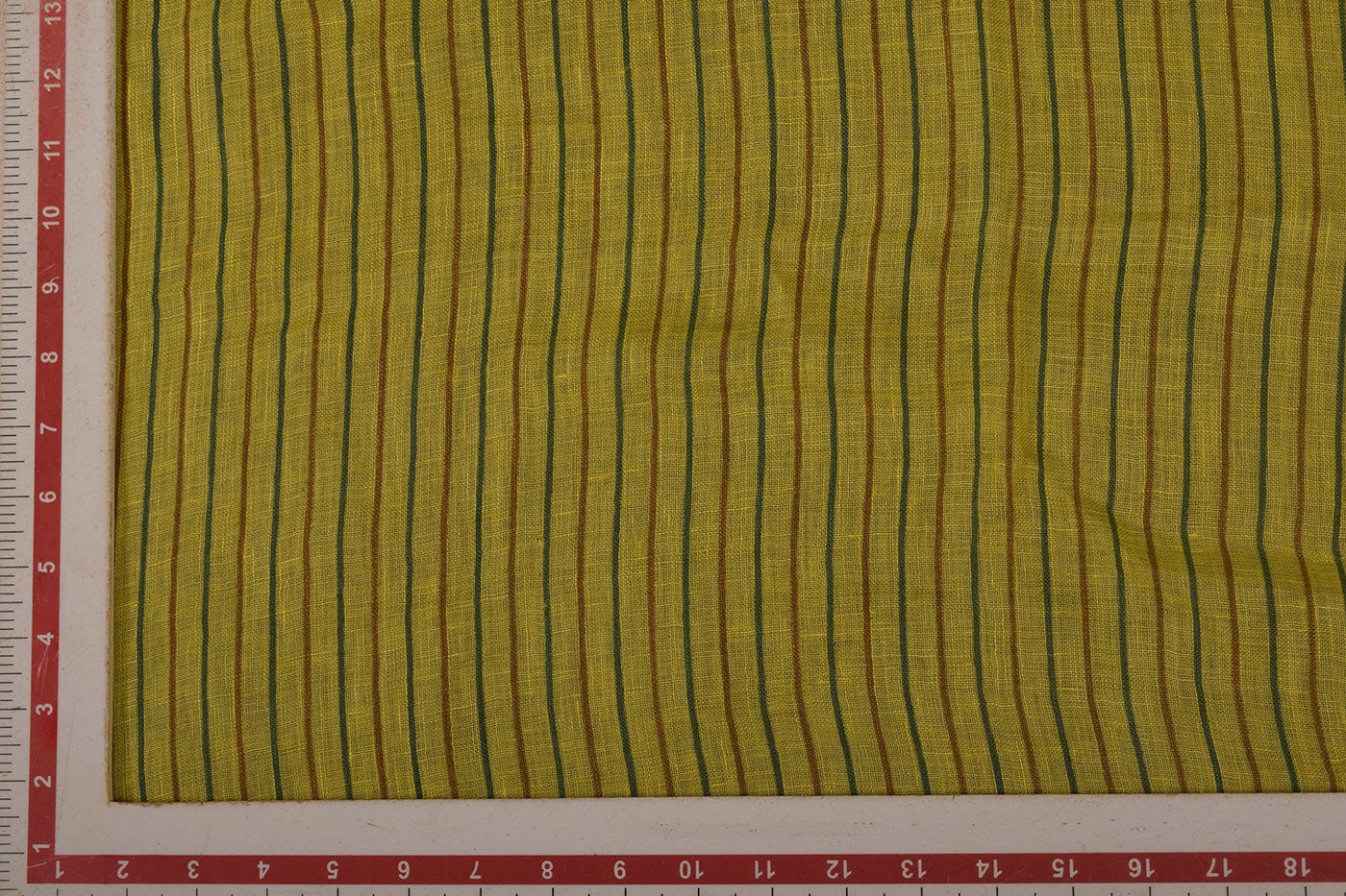 yellow-printed-linen-fabric-2491622