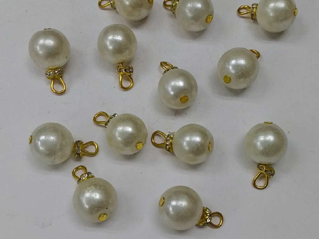 Dull White Plastic Loreal Beads