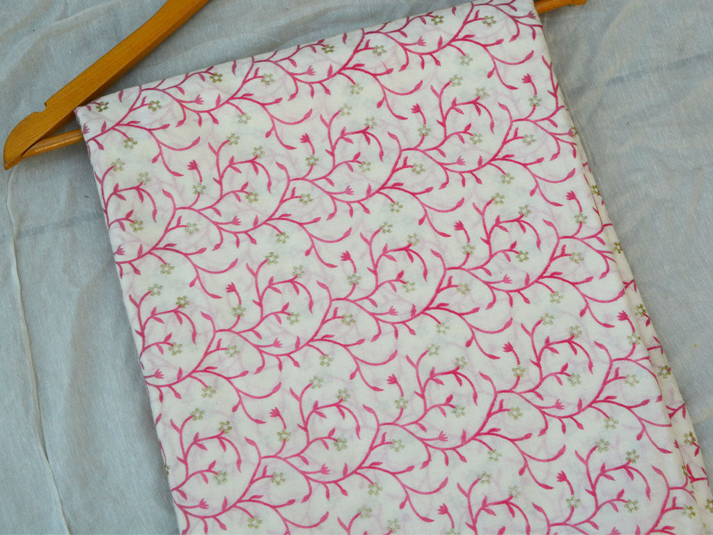 सफ़ेद पुष्प शुद्ध मुल मुल सूती कपड़े