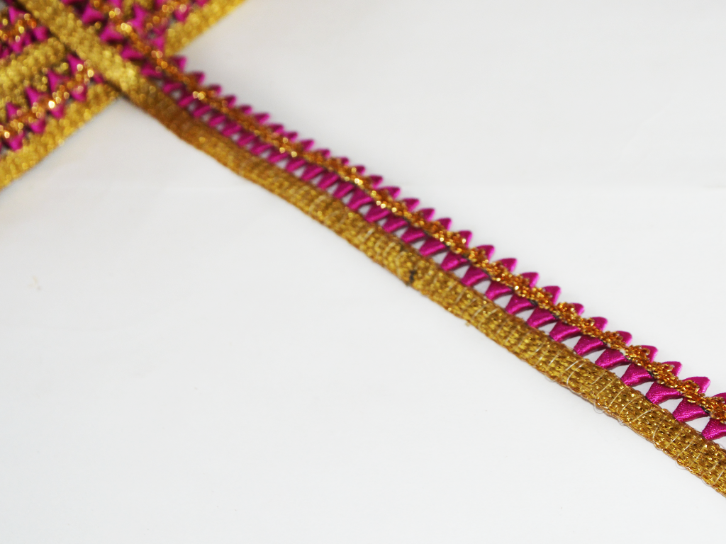 magenta-golden-triangle-zari-work-lace-border