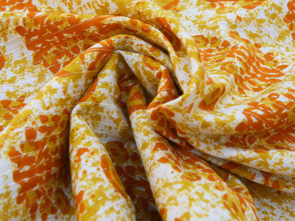 Cream Floral Pure Cotton Kantha Fabric