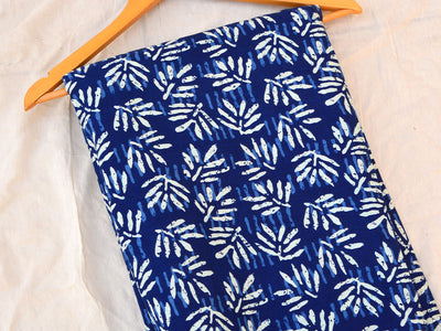 रॉयल ब्लू हैंडब्लॉक्ड शुद्ध मुल मुल कॉटन फ़ैब्रिक