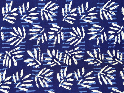 रॉयल ब्लू हैंडब्लॉक्ड शुद्ध मुल मुल कॉटन फ़ैब्रिक