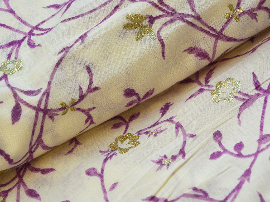 सफ़ेद पुष्प शुद्ध मुल मुल सूती कपड़े