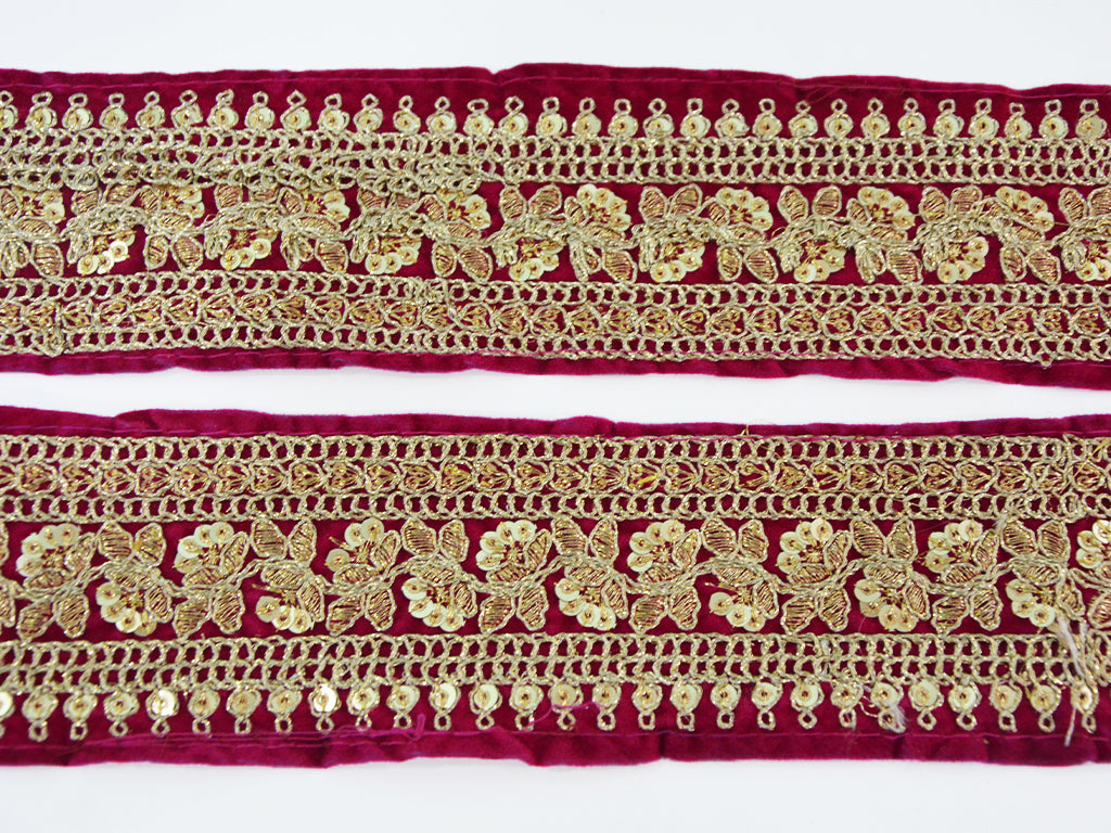 maroon-golden-sequins-zari-embroidered-border