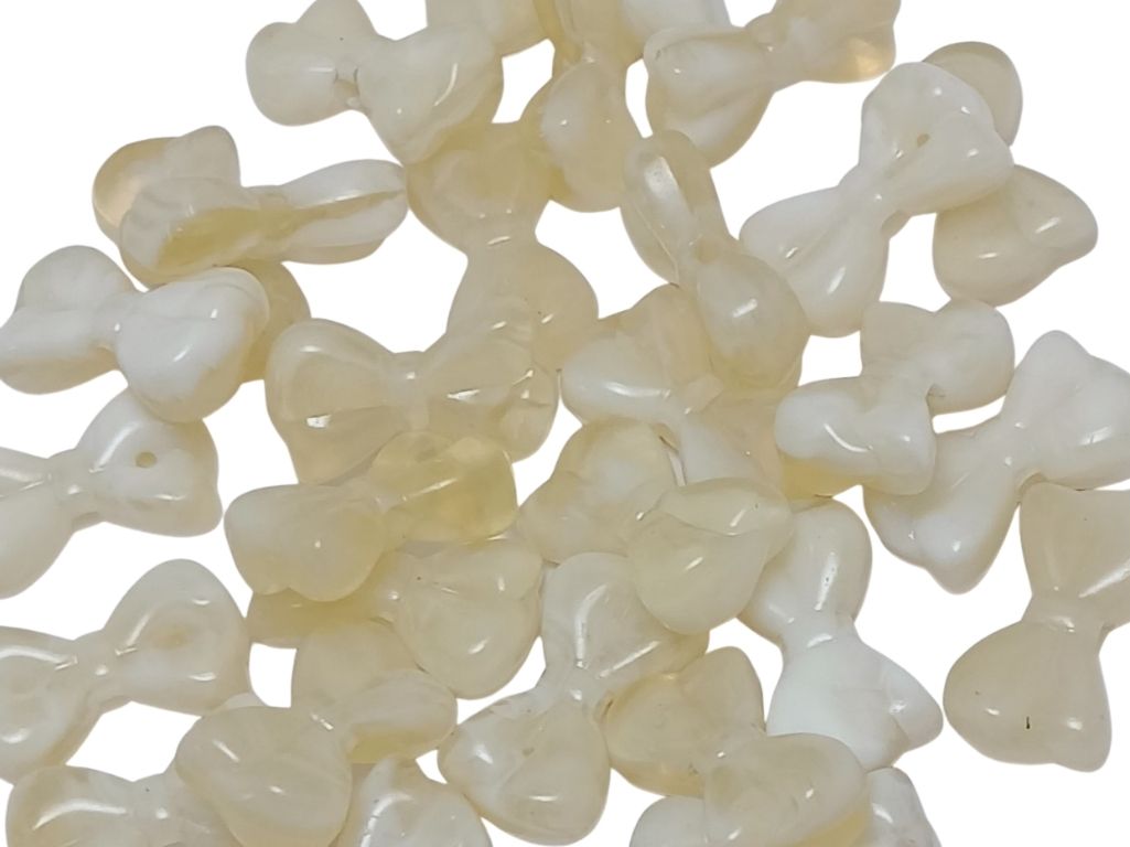 Off-White Bow Shaped Resin Beads