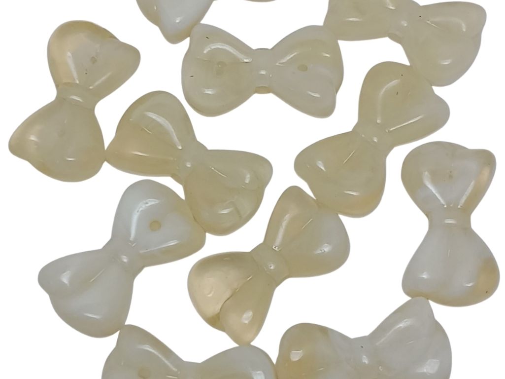 Off-White Bow Shaped Resin Beads