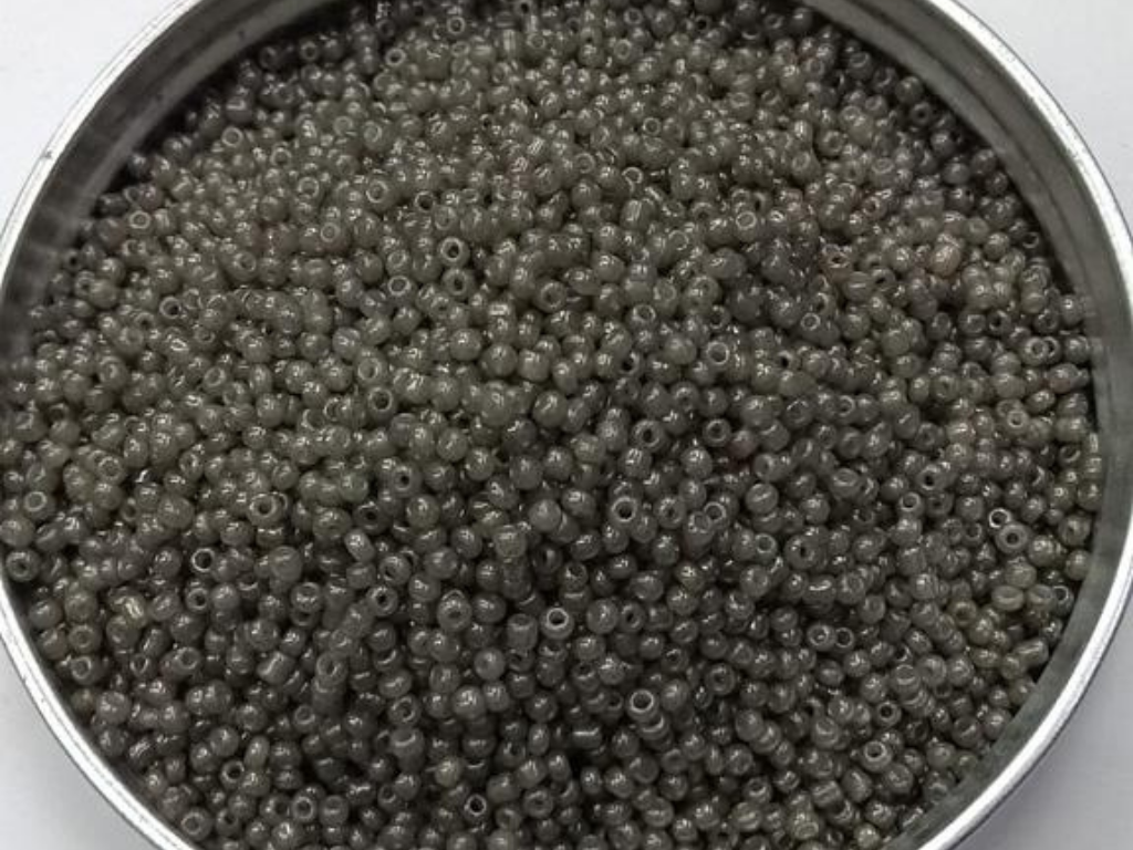 Light Grey Round Rocaille Glass Seed Beads- 2 mm (Wholesale)