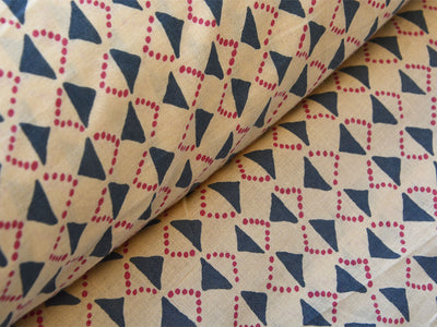 Off White Geometric Pattern Pure Mul Mul Cotton Fabrics
