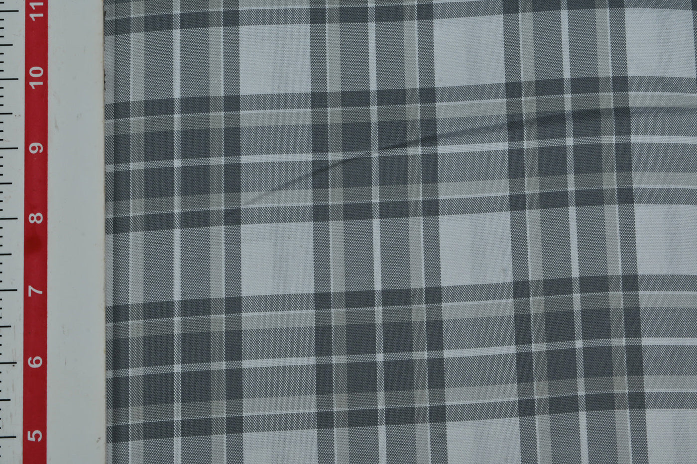 Precut Of 0.4 Meters Of Gray Checks Cotton Yarn Dyed Fabric